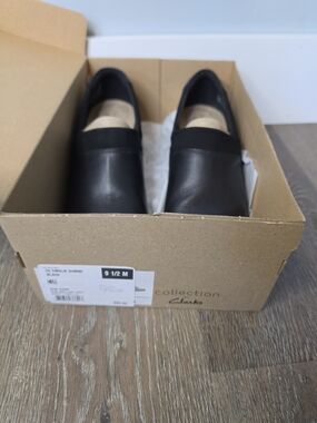 Clarks Collection CC Emslie Summi Black Leather Slip-On Heel Size 9.5